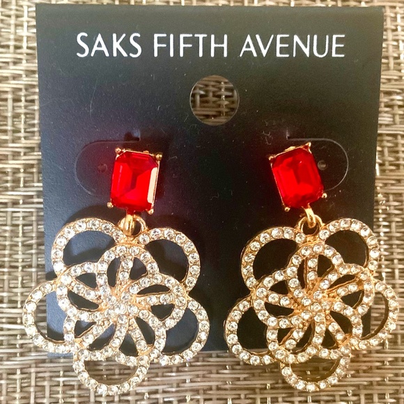 Saks Fifth Avenue EARRINGS🩷NEW Crystal / RED Flower SPARKLING DANGLE PIERCED - Picture 1 of 7